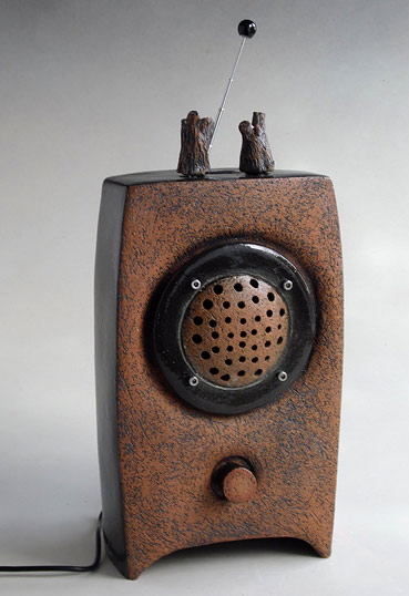 Brendan Adams nz ceramic artist, terracotta radio